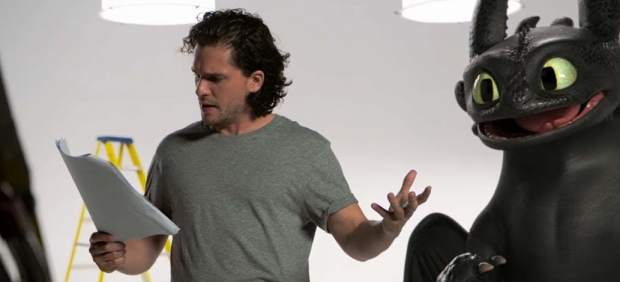 Desdentao y Kit Harington