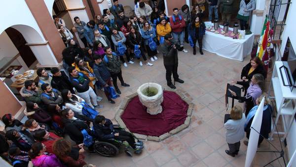 Encuentro de jóvenes sobre patrimonio. Encuentro de jóvenes sobre patrimonio.