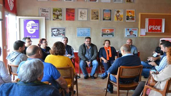 Reunión del PSOE en Los Silos Reunión del PSOE en Los Silos