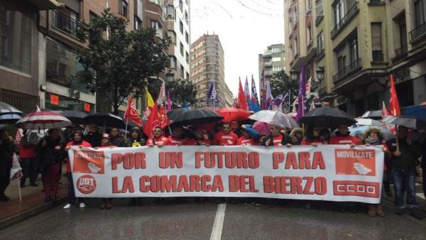 Ponferrada.- Cabeza de la manifestación en Ponferrada Ponferrada.- Cabeza de la manifestación en Ponferrada