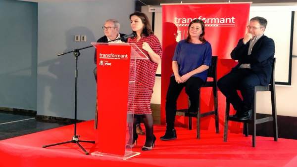 La vicesecretaria del PSOE, en un acto del PSIB en Ibiza La vicesecretaria del PSOE, en un acto del PSIB en Ibiza