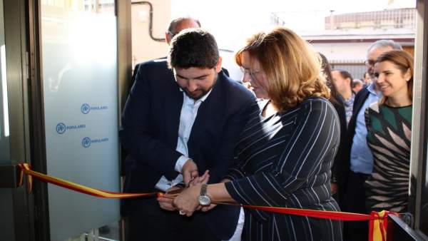 Inauguración de la sede del PP en San Pedro del Pinatar Inauguración de la sede del PP en San Pedro del Pinatar