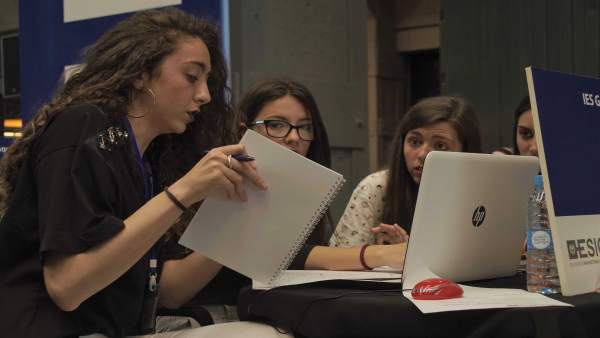 Programa Young Business Talents. Programa Young Business Talents.