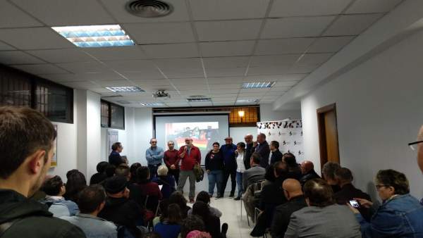 Homenaje de Lambda a Fernando Lumbreras Homenaje de Lambda a Fernando Lumbreras
