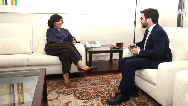 Carmen Calvo se reúne en Moncloa con Pere Aragonés Carmen Calvo se reúne en Moncloa con Pere Aragonés