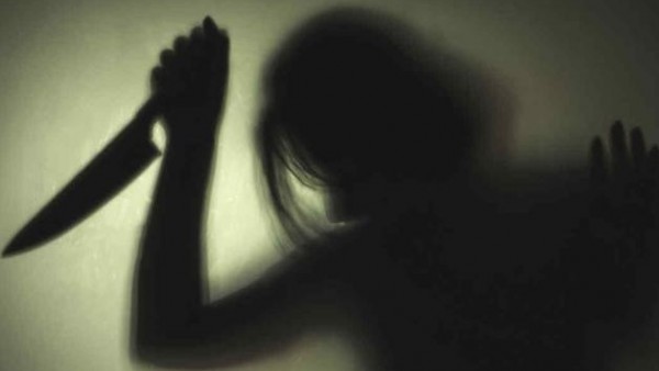 Mujer con cuchillo Mujer con cuchillo