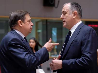 Luis Planas y Didier Guillaume