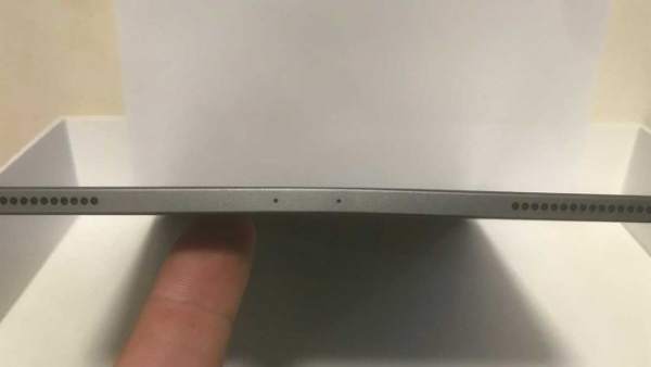 Un iPad Pro 2018 doblado Un iPad Pro 2018 doblado
