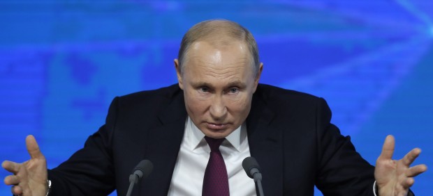 Vladimir Putin en una rueda de prensa antes de fin de año