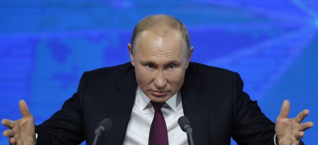 Vladimir Putin en una rueda de prensa antes de fin de año