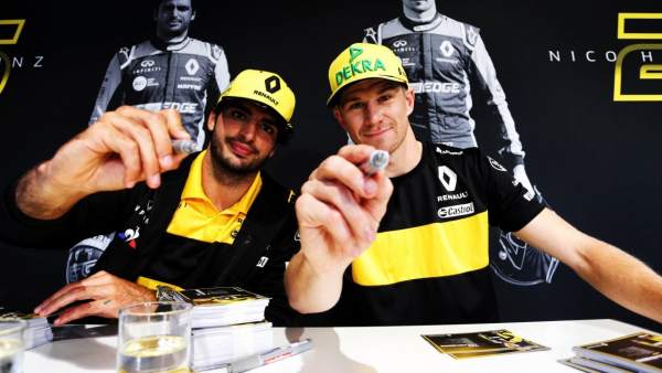 Carlos Sainz y Nico Hülkenberg Carlos Sainz y Nico Hülkenberg