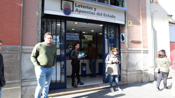 Administración de 'El gato negro', en Sevilla Administración de 'El gato negro', en Sevilla