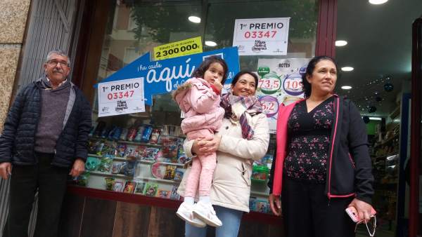 Las agraciadas con el 'Gordo' vendido en Badajoz Las agraciadas con el 'Gordo' vendido en Badajoz