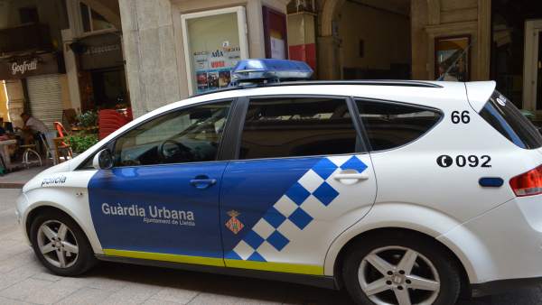 Coche de la Guardia Urbana de Lleida. Coche de la Guardia Urbana de Lleida.
