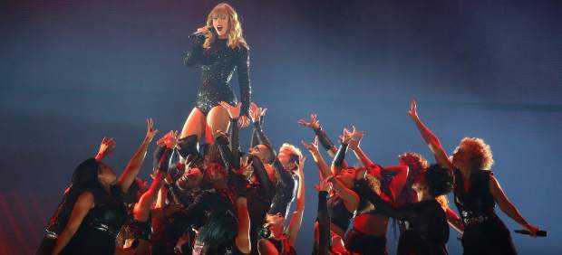 Taylor Swift durante su 'Reputation Stadium Tour'