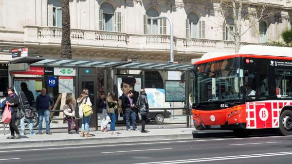 Autobús de TMB en Barcelona. Autobús de TMB en Barcelona.