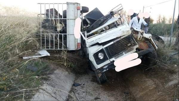 Vehículo sinistrado en la A-316 Vehículo sinistrado en la A-316