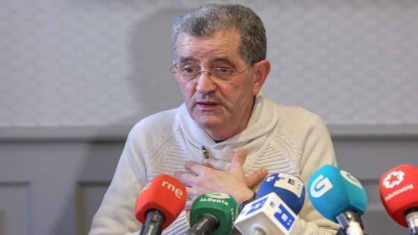 El líder de la secta religiosa de los Miguelianos, Miguel Rosendo, ofrece una ru El líder de la secta religiosa de los Miguelianos, Miguel Rosendo, ofrece una ru