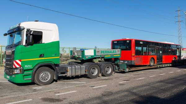 El Ayuntamiento dona tres autobuses a Senegal El Ayuntamiento dona tres autobuses a Senegal