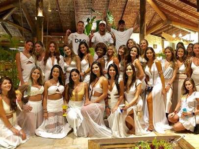 Neymar en su fiesta