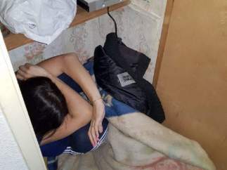 Detenido en Murcia por agredir a su mujer, que se refugió en un armario.