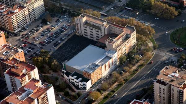 Vista aérea del colegio El Pilar de València Vista aérea del colegio El Pilar de València