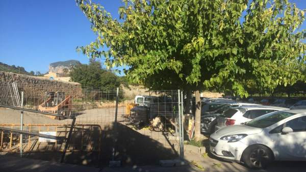 Foto de archivo de unas obras municipales en el aparcamiento Son Tugores Foto de archivo de unas obras municipales en el aparcamiento Son Tugores
