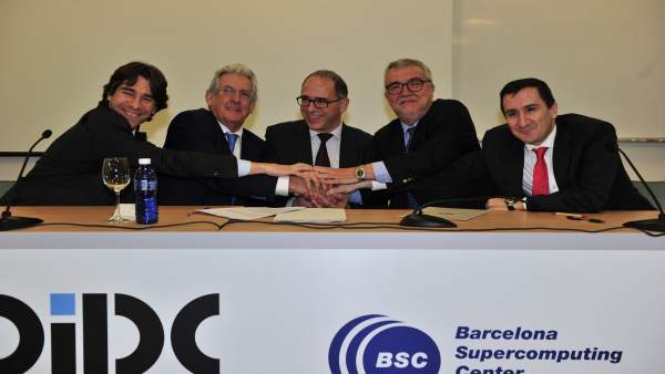 Firma del acuerdo. Firma del acuerdo.