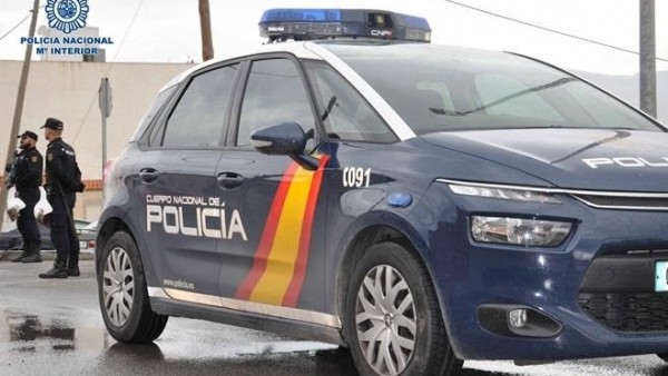 Coche policía nacional Coche policía nacional