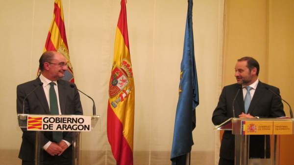 Javier Lambán y José Luis Ábalos en Zaragoza Javier Lambán y José Luis Ábalos en Zaragoza