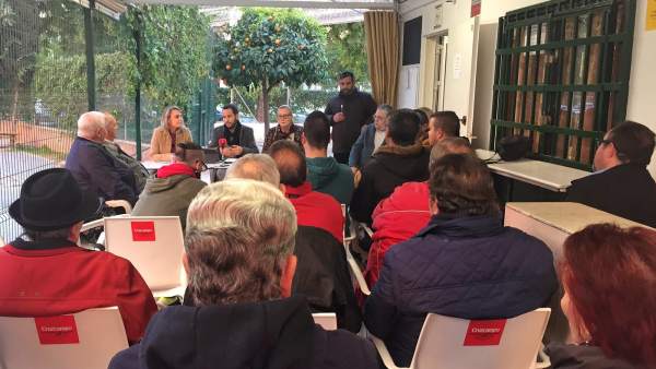 Rojas y Oliva Garcia Lorca se reúnen con vecinos Rojas y Oliva Garcia Lorca se reúnen con vecinos