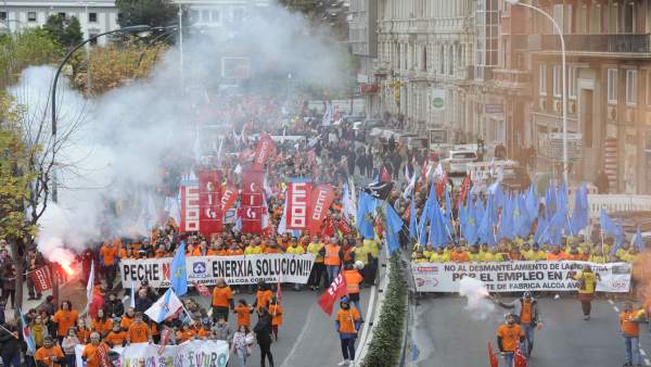 Imagen de la manifestación de Alcoa en A Coruña. Imagen de la manifestación de Alcoa en A Coruña.