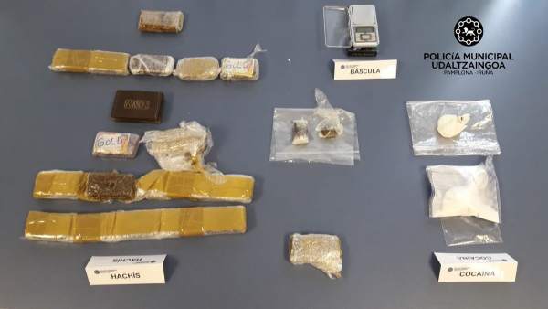 Droga incautada por la Policía Municipal de Pamplona en las detenciones Droga incautada por la Policía Municipal de Pamplona en las detenciones