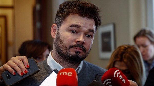 Gabriel Rufián atiende a los medios en el Congreso Gabriel Rufián atiende a los medios en el Congreso