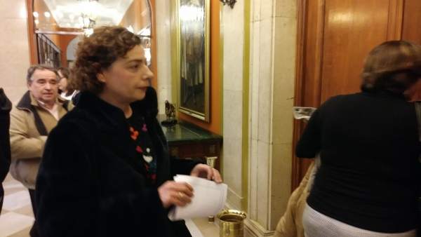 Cristina Pontón. Cristina Pontón.