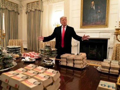 Trump ofrece comida rápida en la Casa Blanca