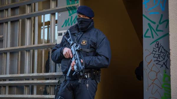Operación de Mossos d'Esquadra contra el yihadismo Operación de Mossos d'Esquadra contra el yihadismo