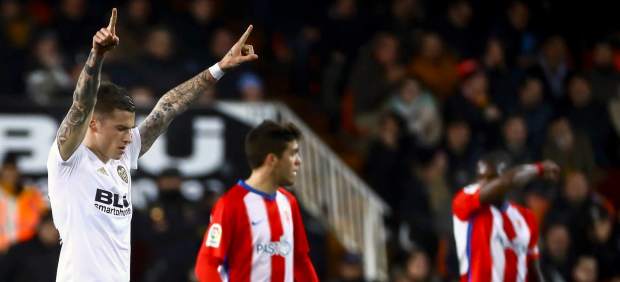 Santi Mina