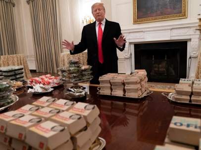 Trump ofrece comida rápida en la Casa Blanca
