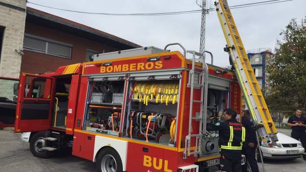 Dispositivo de bomberos de Motril (Granada) Dispositivo de bomberos de Motril (Granada)