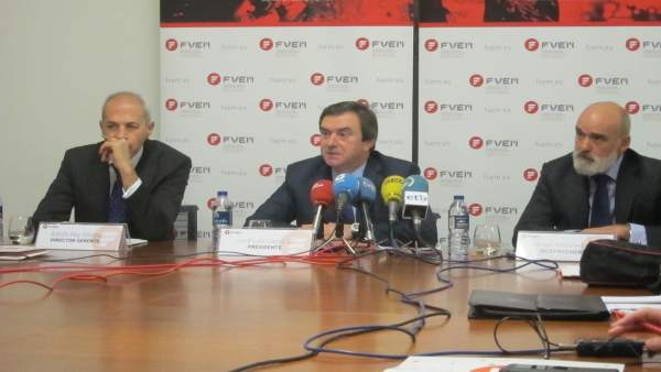 Presidente De FVEM De Bizkaia En La Sede. Presidente De FVEM De Bizkaia En La Sede.