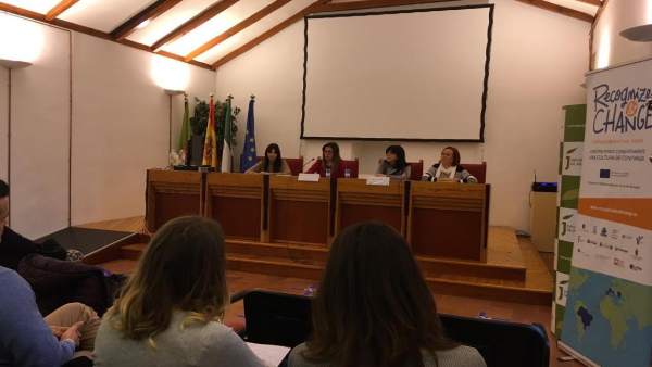 Inauguración de la jornada 'Haciendo visibles las desigualdades' Inauguración de la jornada 'Haciendo visibles las desigualdades'