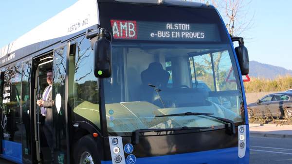 Autobús eléctrico en pruebas. Autobús eléctrico en pruebas.