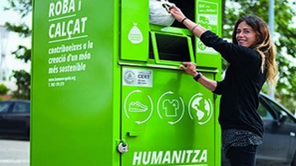 Contenedor de Humana Fundación Pueblo para Pueblo Contenedor de Humana Fundación Pueblo para Pueblo