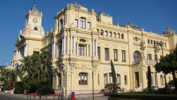 Fachada del Ayuntamiento de Málaga Fachada del Ayuntamiento de Málaga