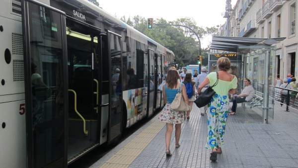 Parada, Bus, Autobús, EMT, personas, alameda, principal Parada, Bus, Autobús, EMT, personas, alameda, principal