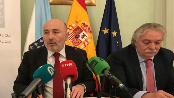 El delegado del Gobierno en Galicia, Javier Losada, en la rueda en Ourense El delegado del Gobierno en Galicia, Javier Losada, en la rueda en Ourense