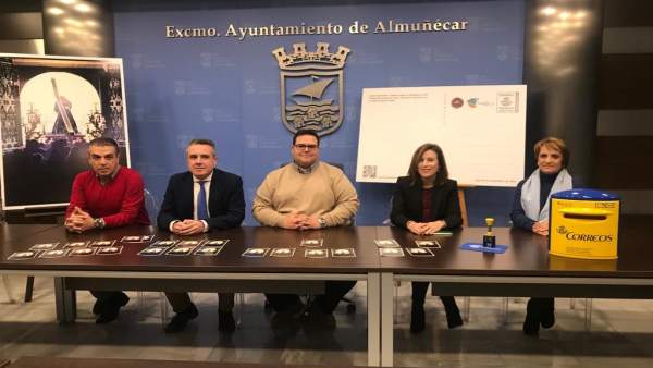 Correos presenta tarjetas prefranqueadas con motivos cofrades de Almuñécar Correos presenta tarjetas prefranqueadas con motivos cofrades de Almuñécar