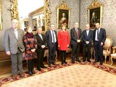 Ana Ollo recibe al presidente del Parlamento de Córcega.