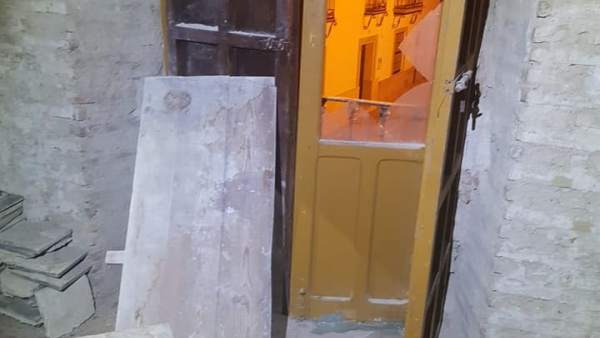 Edificio en el que un presunto ladrón entró a robar Edificio en el que un presunto ladrón entró a robar
